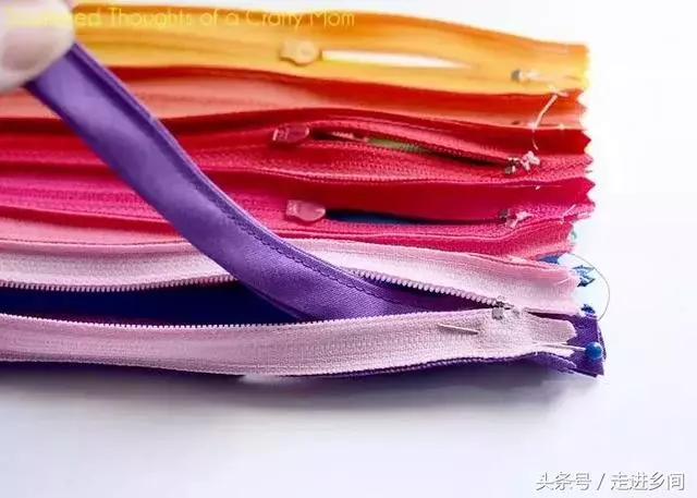 舊衣褲的「拉鏈」不要扔!她拆下來改成「獨一無二的...」鄰居們全卯起來模仿!