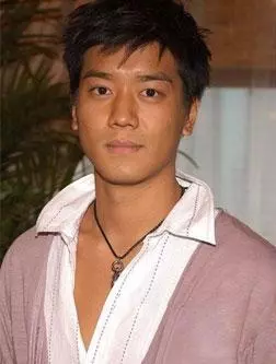37歲黎諾懿近照曝光,曾因娶富家千金被群嘲,今棄千萬豪宅住小屋
