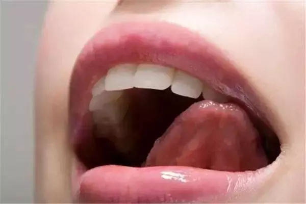 14個「不應該讓小孩子看到」的兒童不宜冷知識!#6 從男人的蛋蛋就可以知道他是左撇子還是右撇子!XD