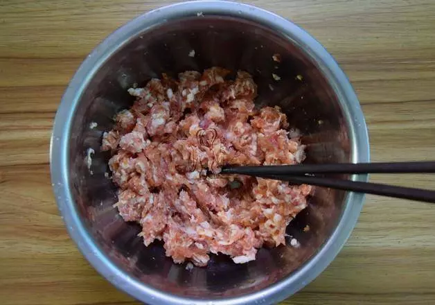 香菇和它是絕配,營養高味道鮮,孩子一個一個吃得好過癮!