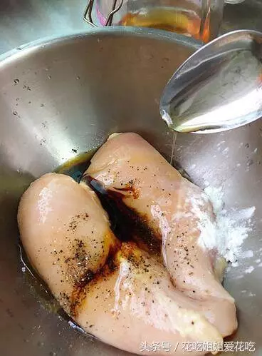 不加一滴油搞定巨好吃的減脂雞胸肉,一個平底鍋