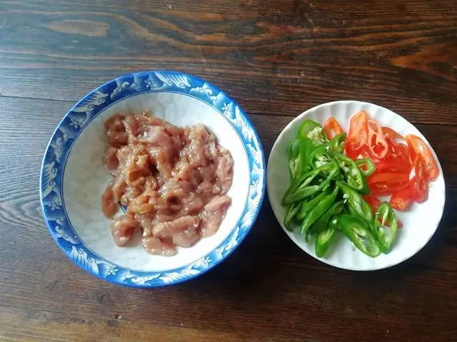 炒菜花怎樣做好吃?只多一步,入味又鮮嫩