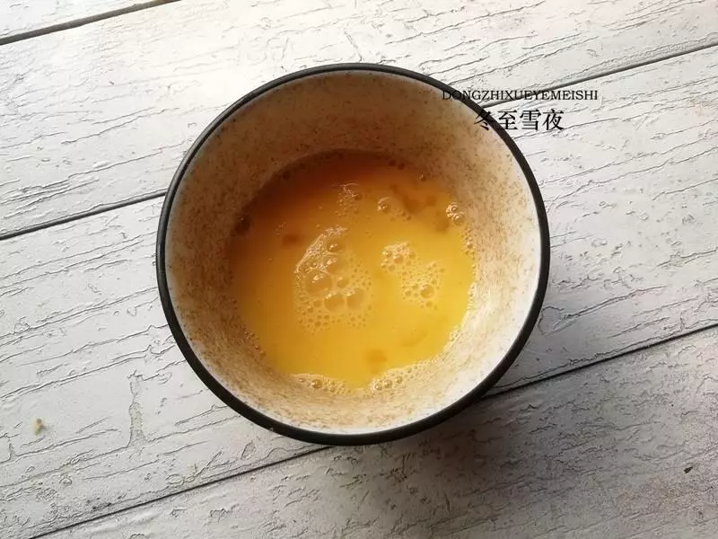 聰明老婆用剩餃子皮做出美味東北疙瘩湯,兒子吃了兩碗說沒吃夠!