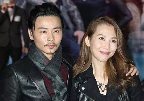 娛樂圈中4對令人羨慕的姐弟戀夫妻,網友:怎麼老公都姓張!