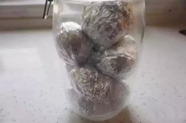 鴨蛋就得這麼腌,個個流油又出沙,一看就會!