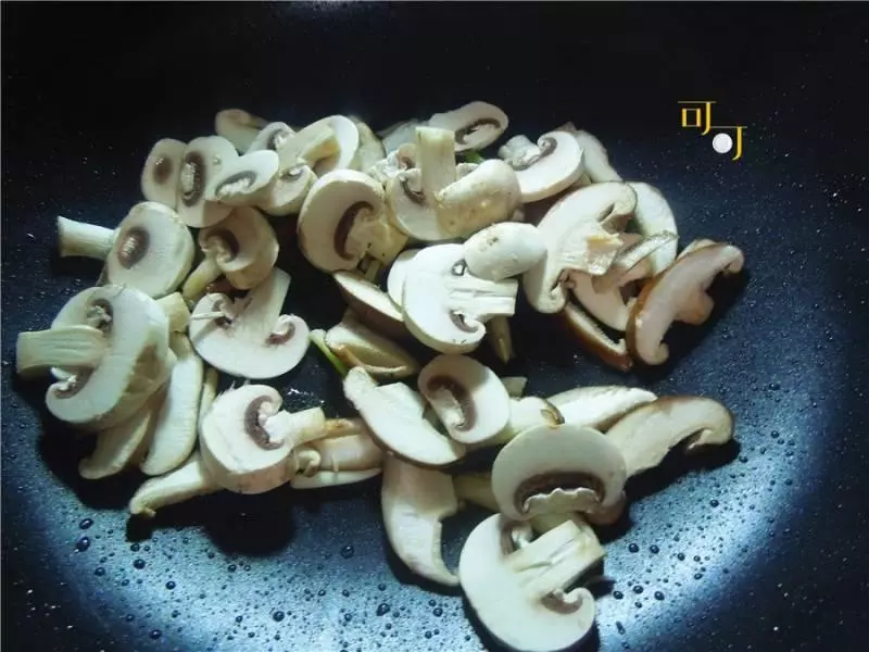 這道素菜比葷菜更受歡迎,好吃簡單有營養,多吃也不膩