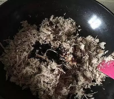 想吃肉鬆不要再出去買了,一斤肉,煮一煮,炒一炒,在家輕鬆做出,好吃無任何添加劑!
