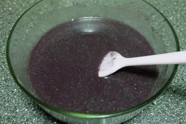 黑米只會煮粥? 來看看這個做法吧! 變身麵食更可口, 全家都愛吃!