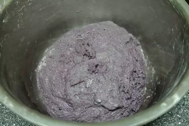 黑米只會煮粥? 來看看這個做法吧! 變身麵食更可口, 全家都愛吃!