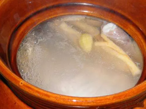 老公多夜尿,而且還一直失眠,老中醫推薦我「這道湯」,老公喝了幾次之後,夜尿減少了,睡眠品質也好了很多哦!