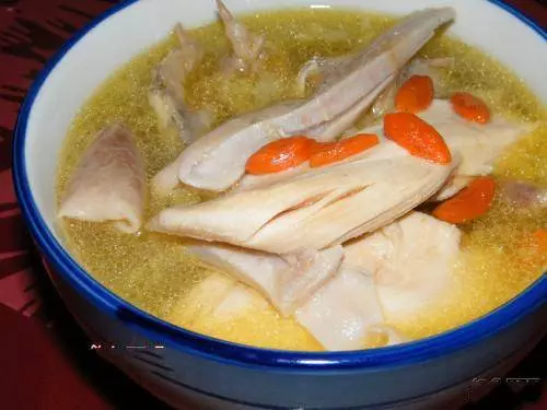 老公多夜尿,而且還一直失眠,老中醫推薦我「這道湯」,老公喝了幾次之後,夜尿減少了,睡眠品質也好了很多哦!