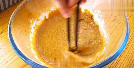 吃南瓜季節到了,教你做南瓜發糕,香甜鬆軟,比饅頭好吃多了,大人小孩都愛吃