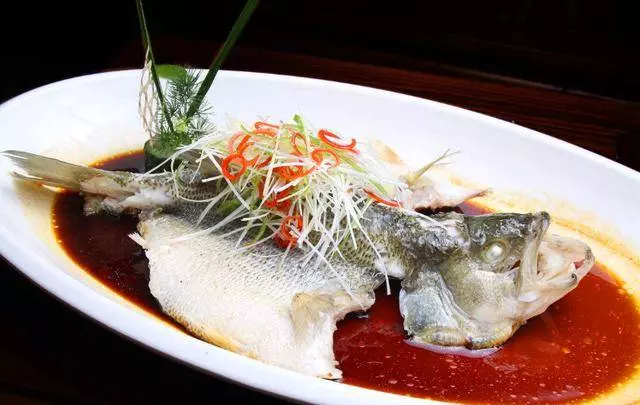 蒸魚時,只要多加這關鍵一步!不僅魚肉超級嫩,而且沒有一點腥味