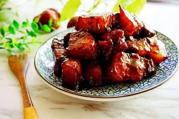 做紅燒肉不可直接加水!等於毀了一鍋肉
