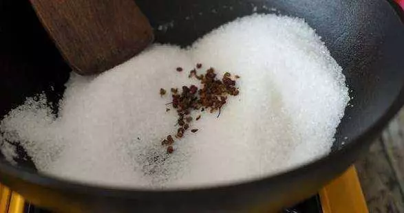 鹽焗蝦的做法,做完鹽不浪費,簡單易學,肉質鮮嫩,宴客必備