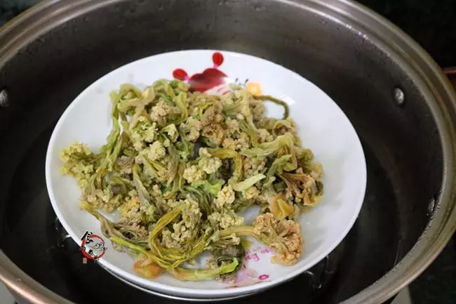 它是蔬菜中的抗癌之王,冬季將它曬成干,四季能嘗鮮,好吃又百搭!