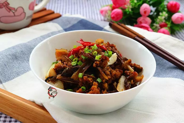 它是蔬菜中的抗癌之王,冬季將它曬成干,四季能嘗鮮,好吃又百搭!