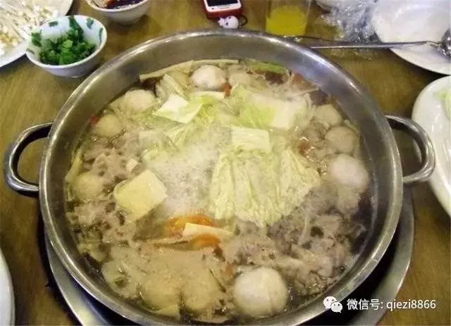 不想痛風纏上身,3種食物儘量少吃,痛風慢慢「離你而去」