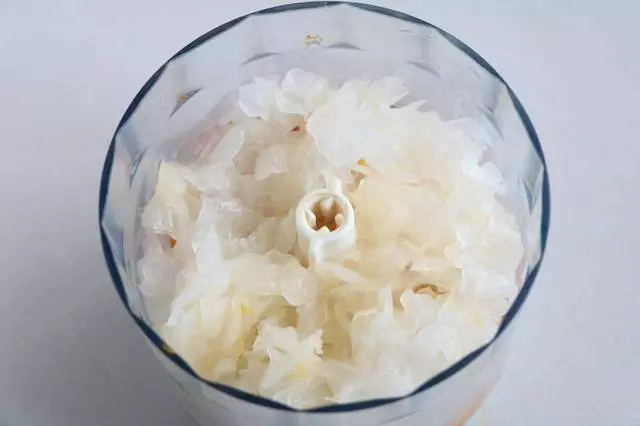 銀耳別煮著吃了,教你一個新吃法,比直接吃好10倍,還能滋補養胃