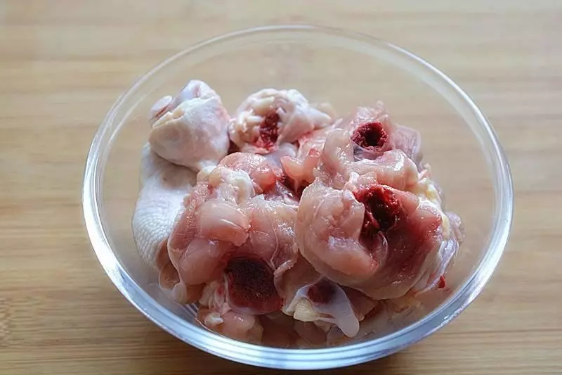 這碗飯很火爆,飯店一小碗要15元,自己做只需幾元,好吃又簡單