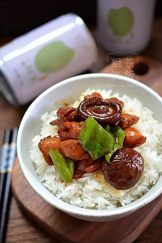 這碗飯很火爆,飯店一小碗要15元,自己做只需幾元,好吃又簡單
