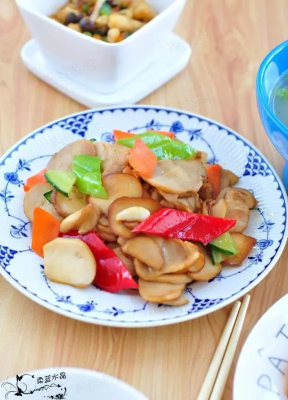好看又好吃的五彩小炒肉,營養下飯超級棒