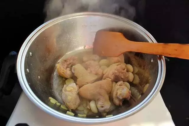 正宗的「三杯雞」竟然這樣簡單,你確定不來一口?