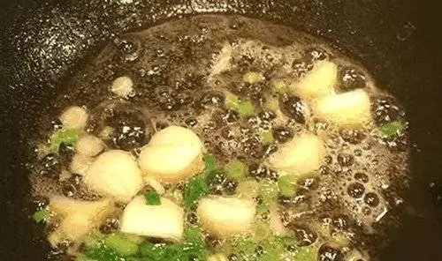 豆腐此種做法太好吃,味道鮮香超下飯,一盤吃完不過癮 !