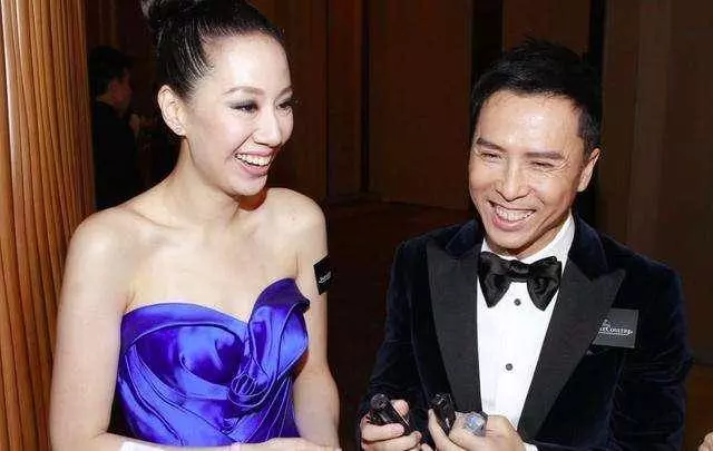 父親是鑽石之王,丈夫是功夫巨星,連生2娃的她對繼子視如己出