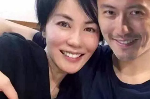 謝霆鋒邀請兒子回家聚聚,柏芝一口拒絕,理由讓人無法反駁