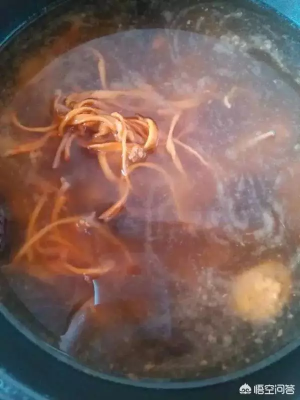 蟲草花的功效:有補肺腎、止咳嗽、益虛損、養精氣之功能,蟲草花怎麼做起來好吃?
