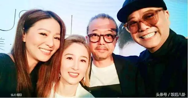 都在夸47歲黎姿容顏不老,但渣渣輝老婆才像是吃了唐僧肉