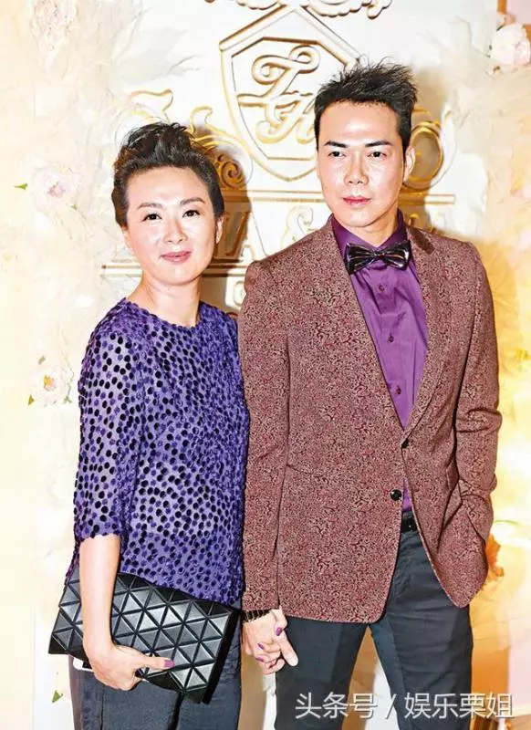 謝天華45歲妻子冒險誕下二胎女兒,小傢伙臉蛋紅彤彤十分可愛!