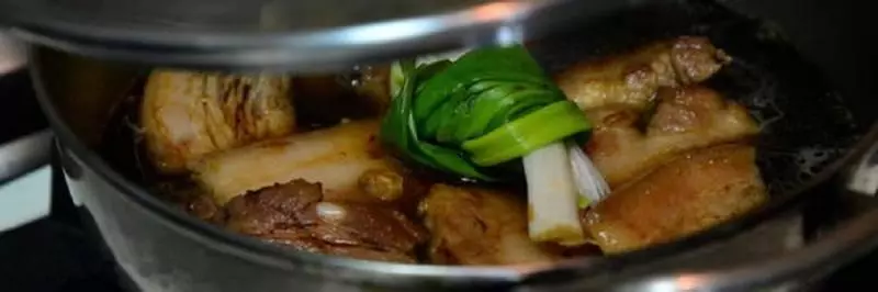 這菜做得比紅燒肉還要好吃,開胃還下飯