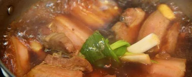 這菜做得比紅燒肉還要好吃,開胃還下飯