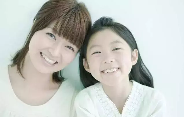 睡前「黃金一小時」很關鍵!美國研究:家長陪孩子做好這4件事,孩子4年後差異巨大!