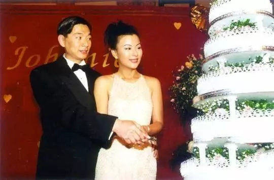 打敗邱淑貞,一嫁風流才子,二嫁台灣富商,她是最幸福的港姐