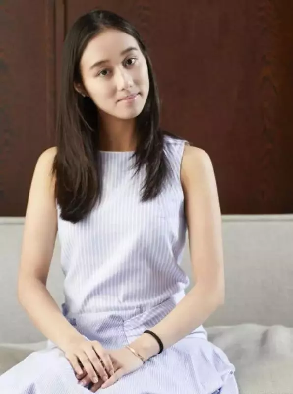 賭王最漂亮的閨女,11歲就收到上億禮物,現在19歲卻變醜了