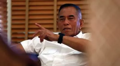 印尼國防部長語出驚人 1965年排華死者們都該死 無需道歉