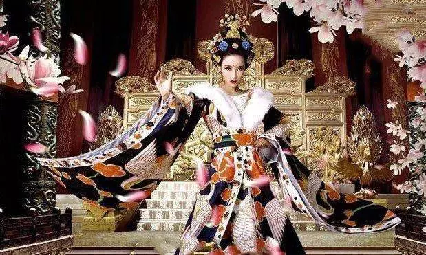 中國最慘的一位女皇帝,她兵敗被俘後,被上百官兵折磨三天三夜! -