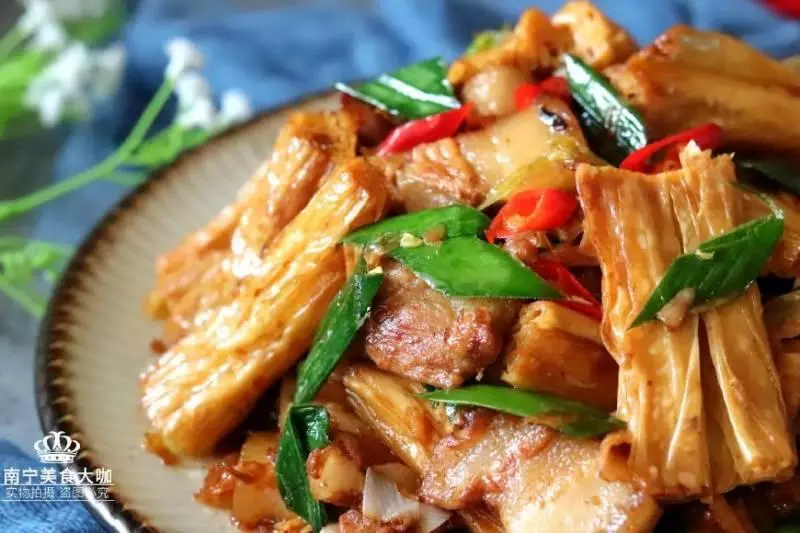 五花肉和這食材一起燒,鮮香下飯,油而不膩,吃一次就上癮一輩子