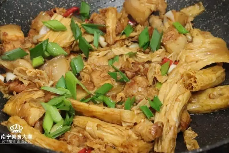 五花肉和這食材一起燒,鮮香下飯,油而不膩,吃一次就上癮一輩子