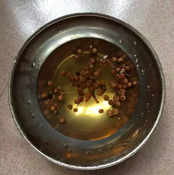 它是天然「清腸菜」,丟進大肉龍里特別香,老人小孩都愛吃!