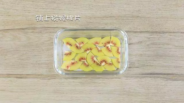 只用1個雞蛋+1杯酸奶,就完成一盤甜點