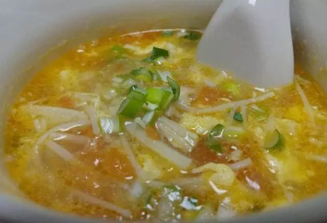 金針菇和它是絕配,隔三差五做給孩子喝,美味鮮香,體質好智力棒