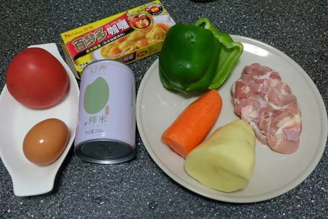 【土豆雞肉咖喱飯+番茄蛋花湯】讓孩子們吃得乾乾淨淨還會舔盤子