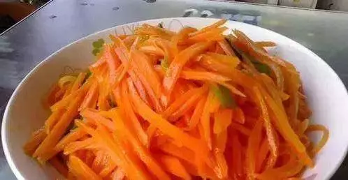 視力嚴重下降、看東西模糊不清!多吃4種食物,可馬上補救!