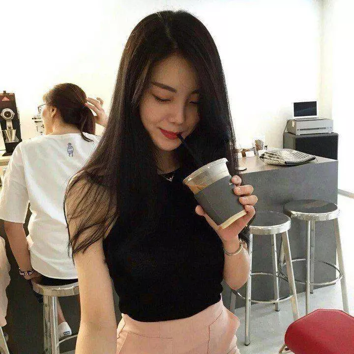 她曾經月收入RM11K,如今辭職每天待在屋子裡,月收入竟超過RM110K -
