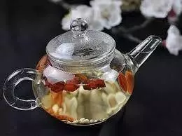 濕氣讓肚子越來越大,想要消除大肚腩,多喝這7種祛濕茶!