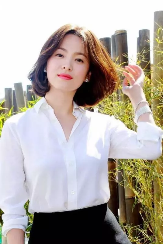公認中國4美,韓國4美和日本4美,網友:都沒她美